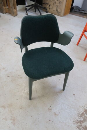 Lounge stol PAUSTIAN 