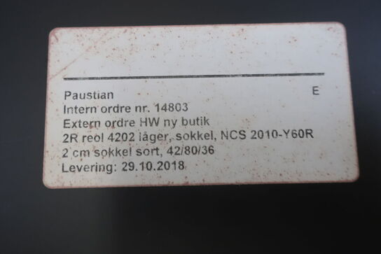 6 stk. skabe PAUSTIAN 