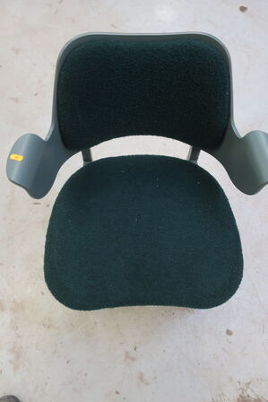 Lounge stol PAUSTIAN 