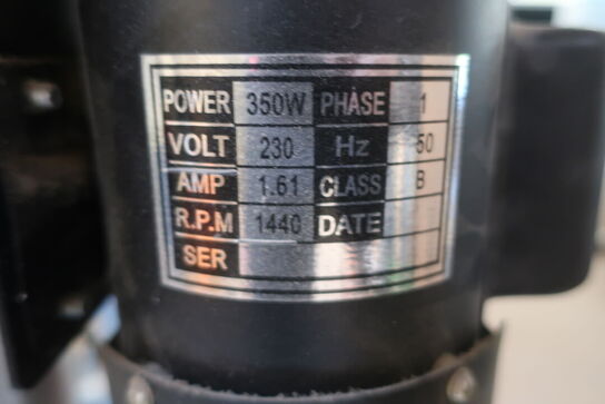 Værkstedsvogn med indhold