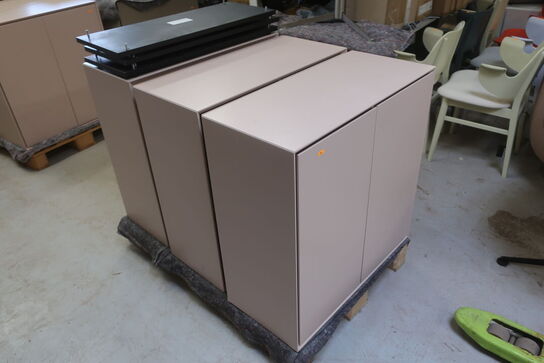 3 stk. skabe PAUSTIAN 