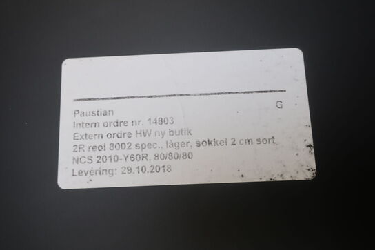 2 stk. skabe PAUSTIAN 