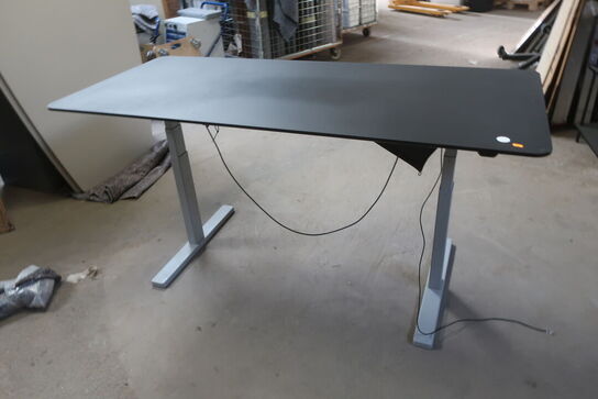 El. hæve/sænkebord PAUSTIAN