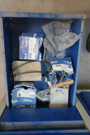 Værkstedsvogn med indhold