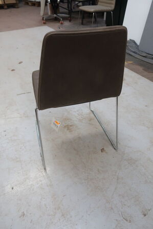 Spinal stol PAUSTIAN 