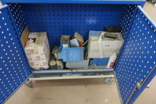 Værkstedsvogn med indhold