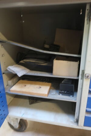 Værkstedsvogn med indhold