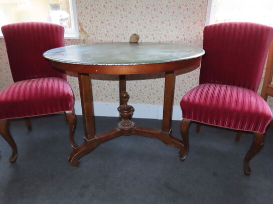 Rokoko bord med 2 stk. stole