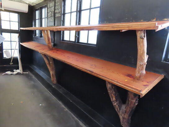 Reolsystem/træplanker (selvbyg)