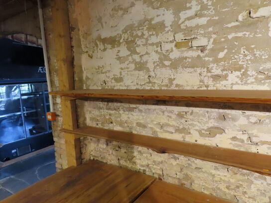 Reolsystem/træplanker (selvbyg)