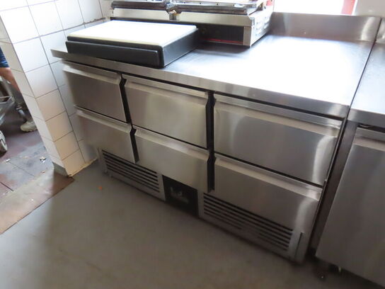 Kølebord i rustfrit stål GGMGASTRO