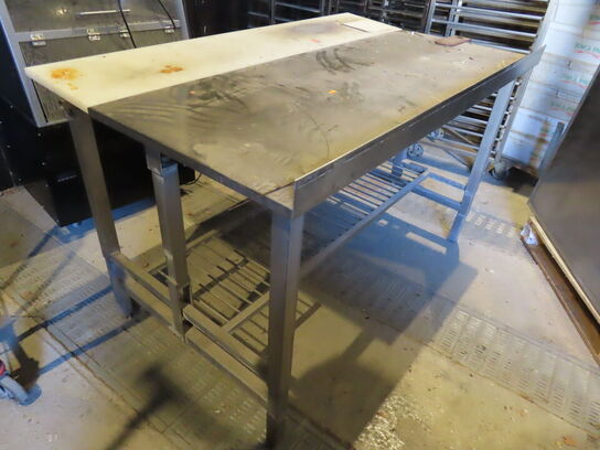 Rustfri stålbord med skærebræt