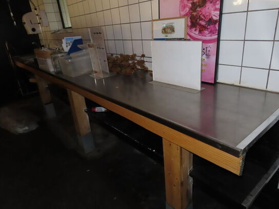 Rustfri stålbord med vask