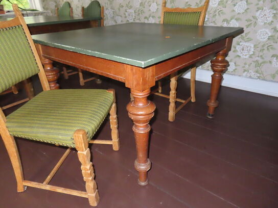 Rokoko bord med 2 stk. stole