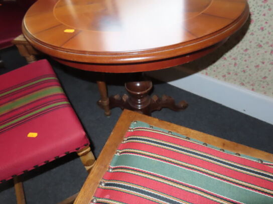 Rokoko bord med 3 stk. stole