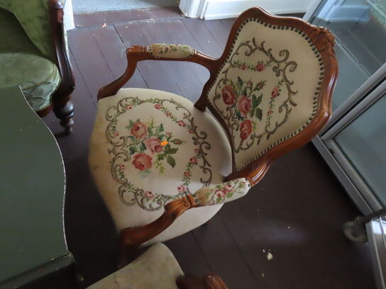 Rokoko møbler - Sofa, bord og 3 stk. stole