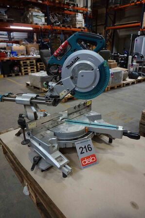 Makita kap/gearingssav LS1018L 