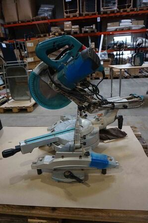 Makita kap/gearingssav LS1018L 