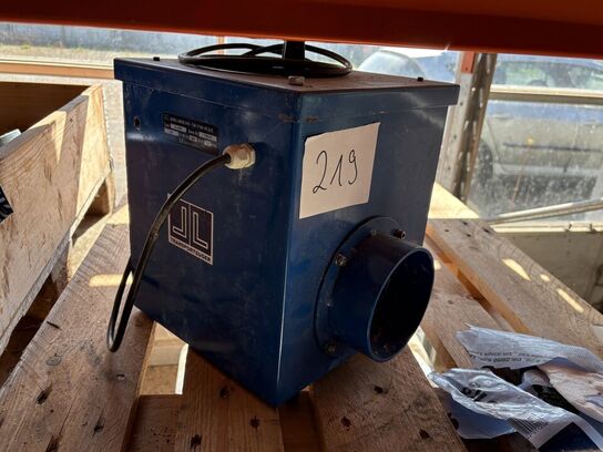 Indhold på pallereol af diverse el-artikler