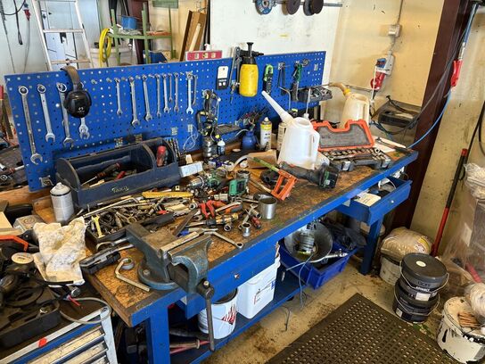 Filebænk med indhold