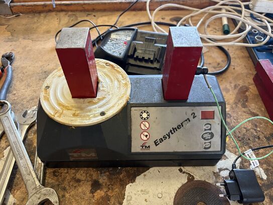 Filebænk med indhold