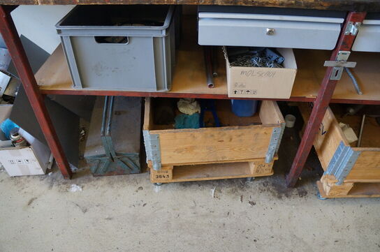 Filebænk med indhold