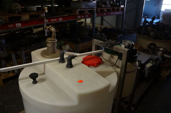 Stort parti reservedele, el-artikler, m.v.