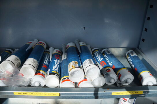 Værkstedsskab med indhold WÜRTH