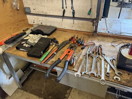 Filebænk med indhold