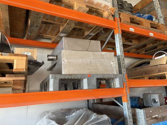 Indhold på pallereol af diverse el-artikler