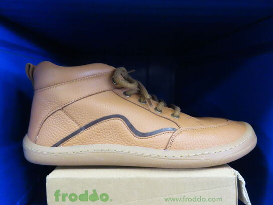 Sko FRODDO - str. 40