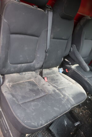 Varebil RENAULT TRAFIC 1.6 DCI 125hk L2H1