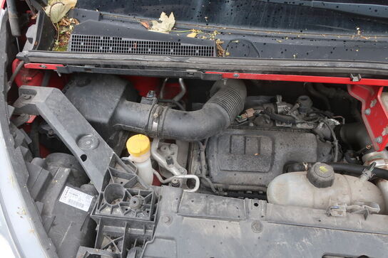 Varebil RENAULT TRAFIC 1.6 DCI 125hk L2H1