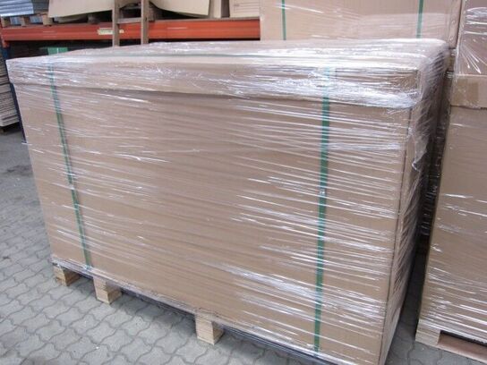 60 stk. sort monokrystallinsk half-cut solcellepaneler