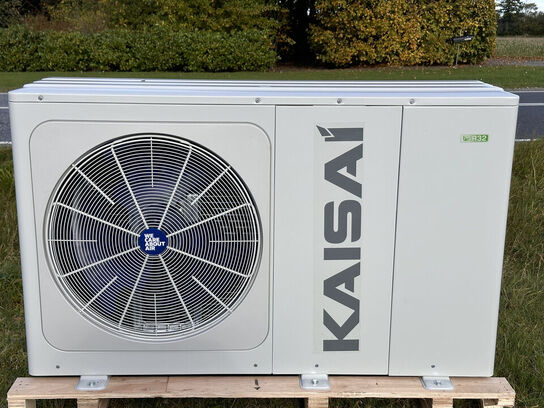 Fabriksny 16 KW luft til vand varmepumpe