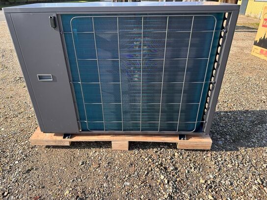 Varmepumpe. Mrk Kanion. 9 kW