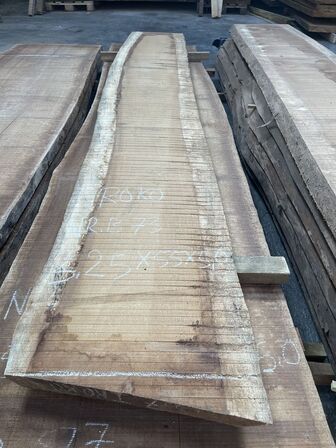 Træplanke i IROKO (afr. teak) 3,25x0,55m - 5 cm tyk