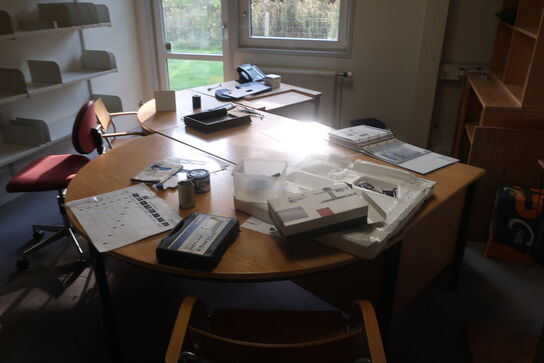 Kontorinventar (LÆS BESKRIVELSE)