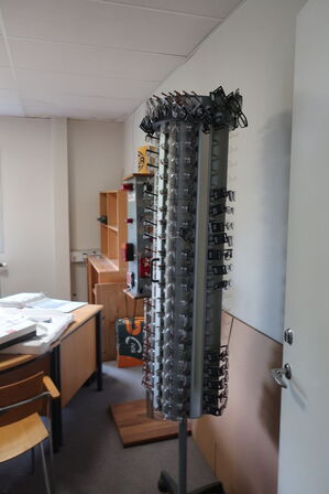 Kontorinventar (LÆS BESKRIVELSE)