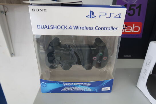 Sony PlayStation DualShock 4 Wireless Controller - Black