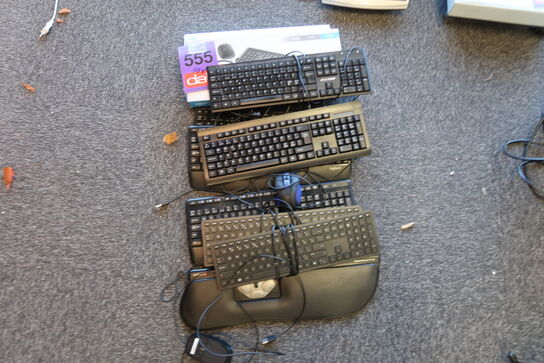 10 stk. Keyboards