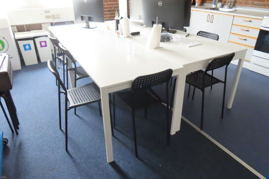 4 stk borde samt 10 stole