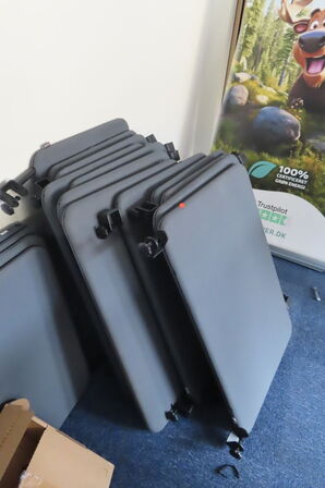 Diverse bordafskærmninger