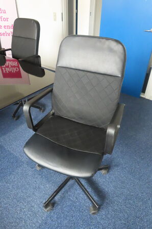 Mødebord med 6 kontorstole