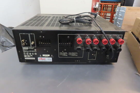 Forstærker YAMAHA  MX-1000