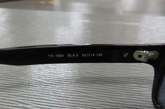 Solbrille TOMMY HILFIGER, TH 7294 BLK-3