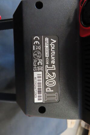 LED lampe APUTURE samt tilbehør