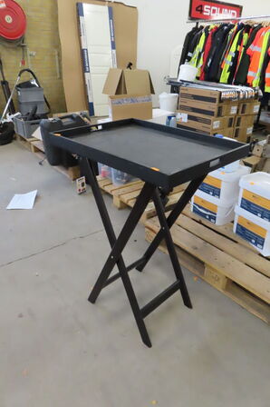 Foldbart stativ med bakke