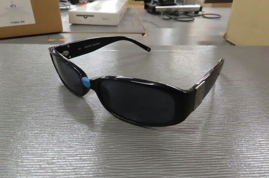 Solbrille TOMMY HILFIGER, TH 7268 BLK-3