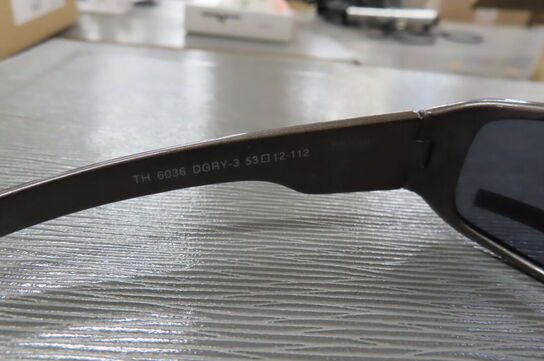 Solbrille TOMMY HILFIGER, TH6036 DGRY-3